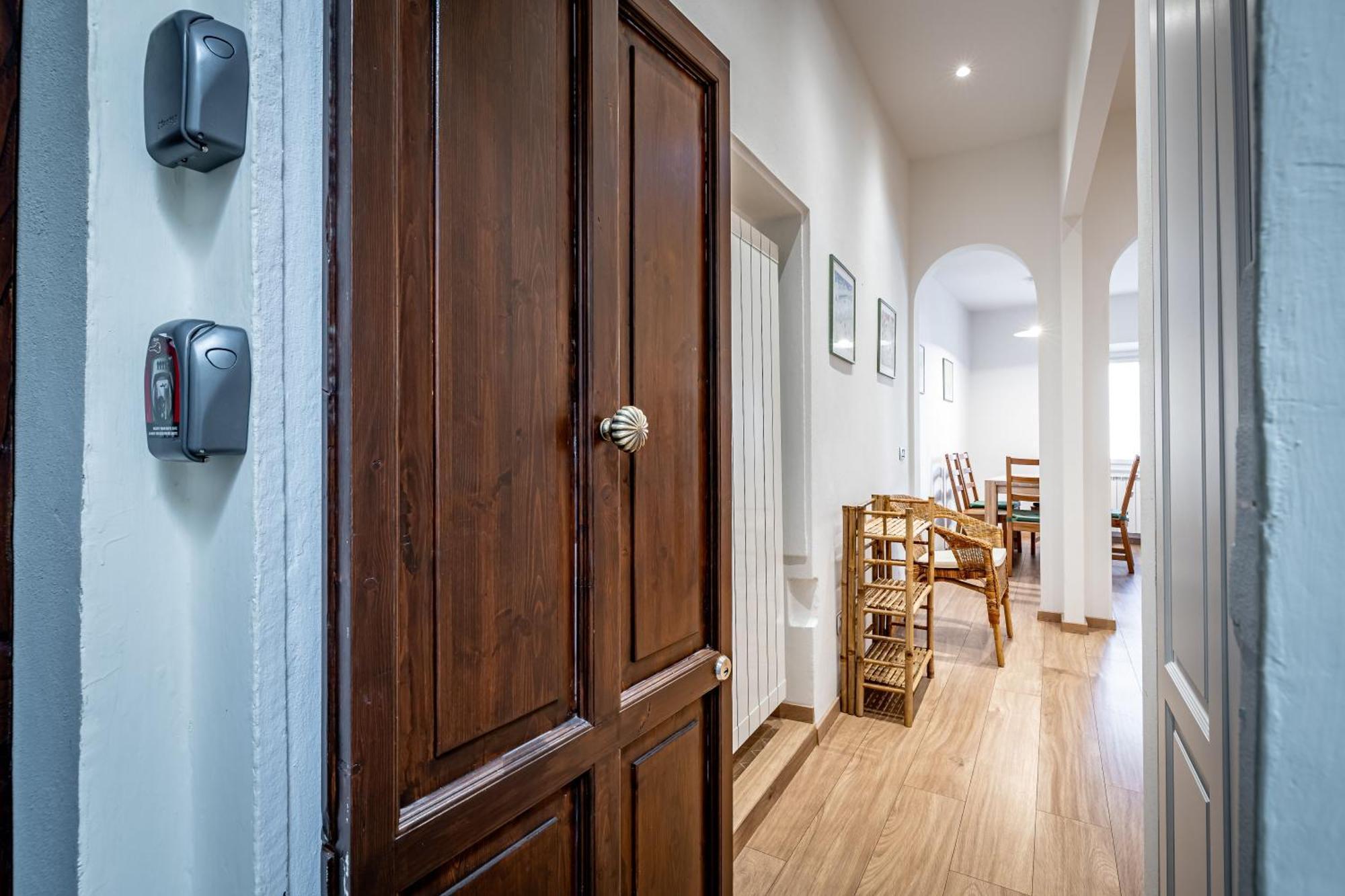 Roommo Via Dei Pilastri Giada Флоренция Экстерьер фото